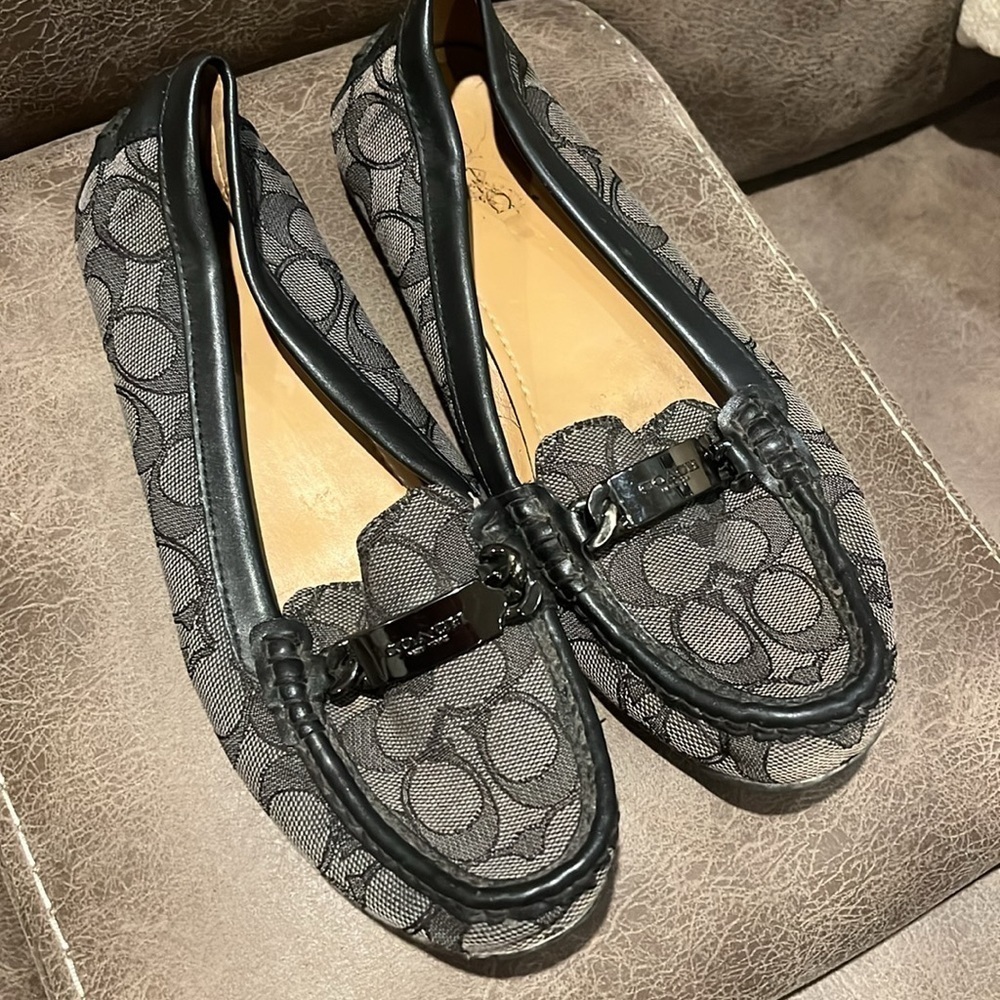 Coach signature black loafers, size 8 - Picture 3 of 9